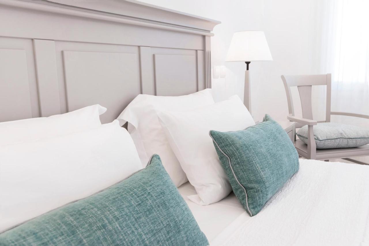 Stelia Mare Boutique Hotel เนาซา ภายนอก รูปภาพ