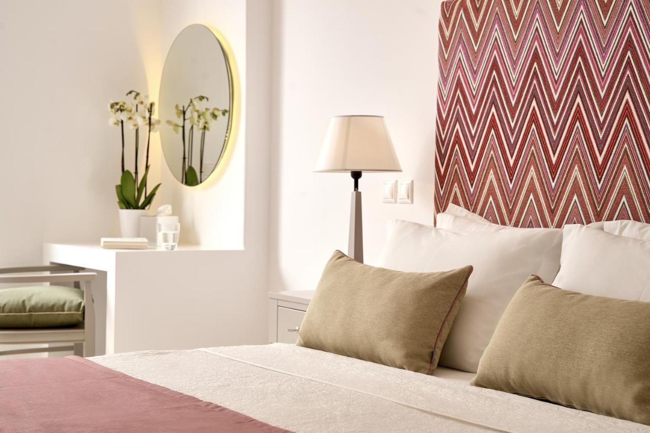Stelia Mare Boutique Hotel เนาซา ภายนอก รูปภาพ