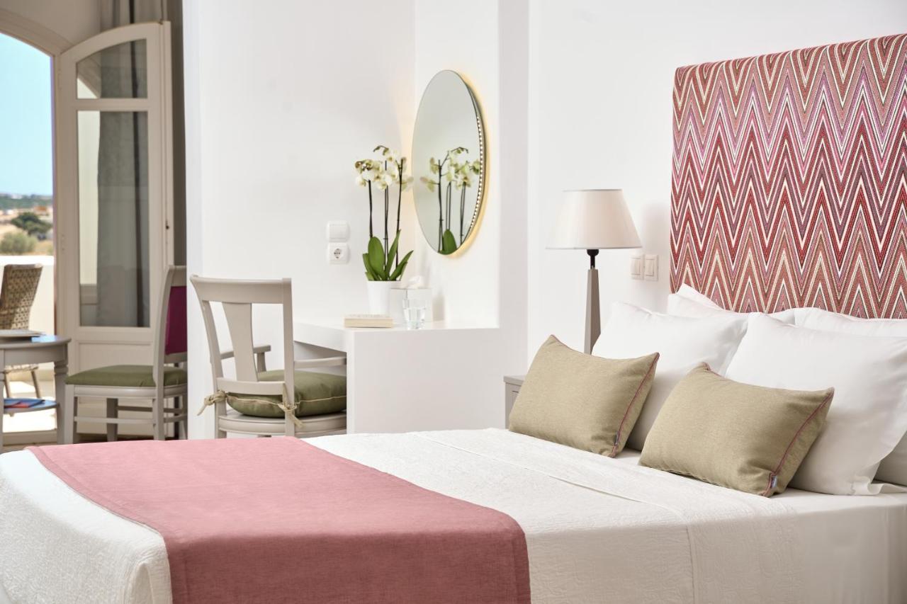 Stelia Mare Boutique Hotel เนาซา ภายนอก รูปภาพ