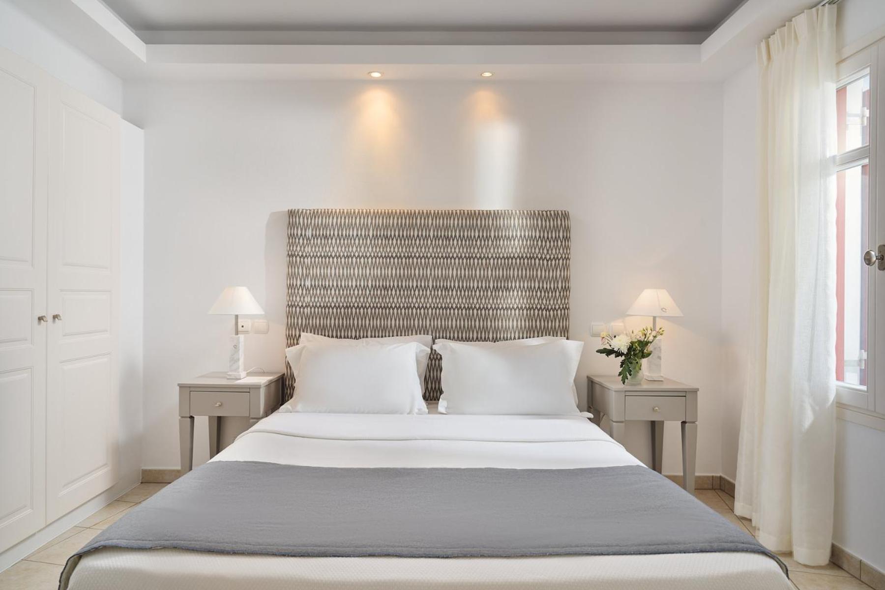 Stelia Mare Boutique Hotel เนาซา ภายนอก รูปภาพ